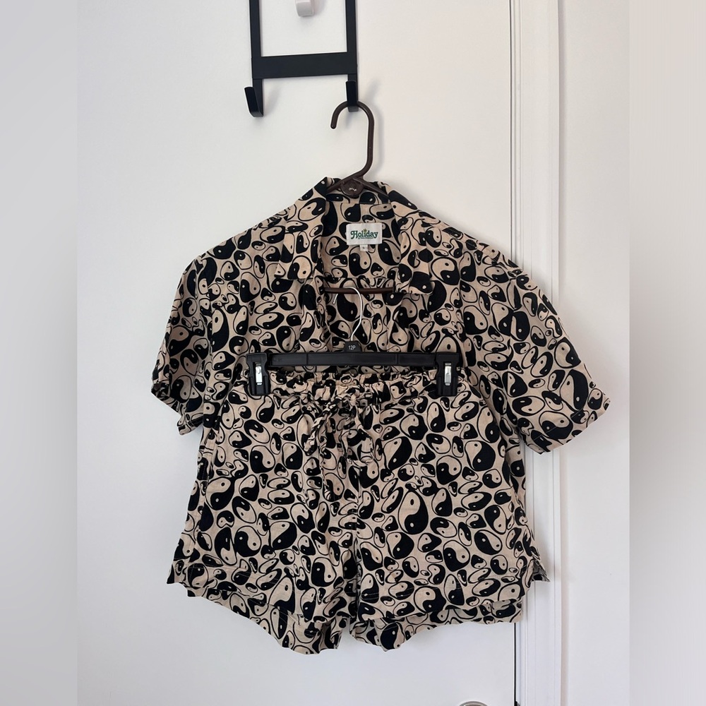 Linen Resort Set Yin Yang by Em on Holiday